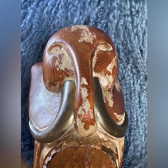 Vintage Boho Carved Wood and Brass
Elephant  beautiful unique piece (best offer) - Picture 9 of 11